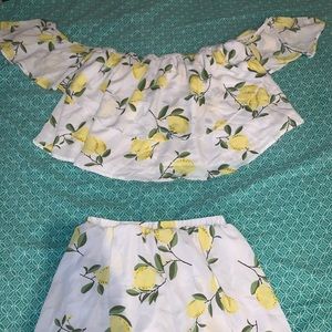 women’s lemon outfit